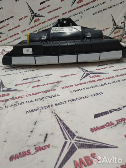 Подушка панели w204 Mercedes