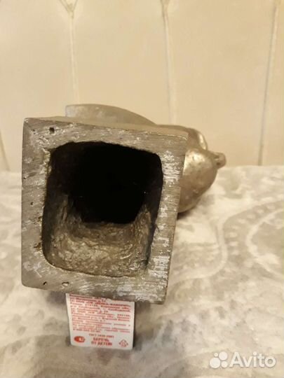 Бюст Маяковского из цветного металла