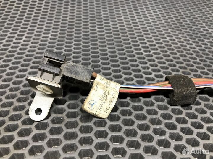 Проводка моторчика печки mercedes W203 W463