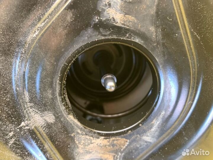 Вакуумный усилитель тормозов Renault Logan Stepway