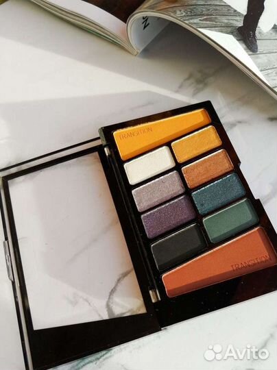 Тени для глаз Revlon Enigma