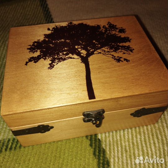 Шкатулка деревянная