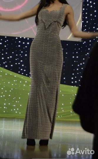 Платье в пол 42/44