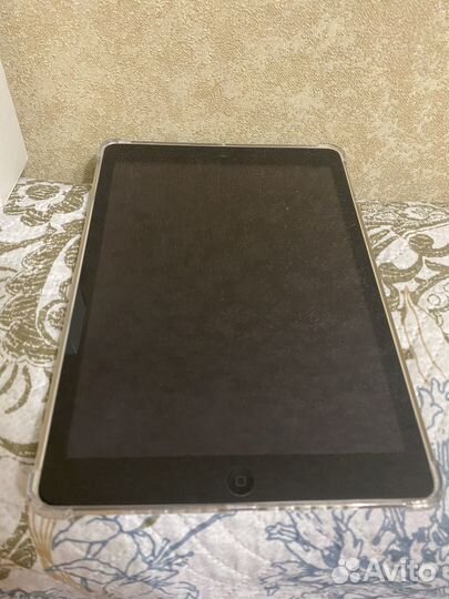 Планшет apple iPad air 1