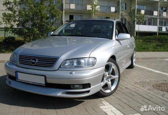Накладка на передний бампер Рестайл Opel Omega B