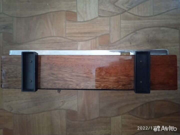 Часы механические настольные СССР