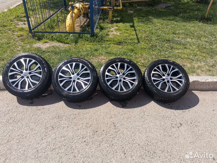 Комплект колес r16 5х114.3 зима