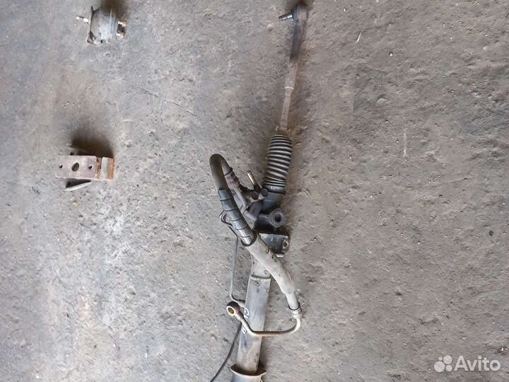 Suzuki grand vitara рулевая рейка 00-05 год