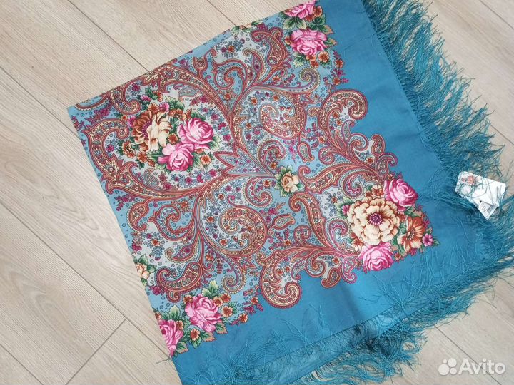 Павловопосадский шерстяной платок