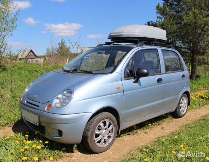 Автобоксы на крышу Ветлан 350 л на Renault Laguna