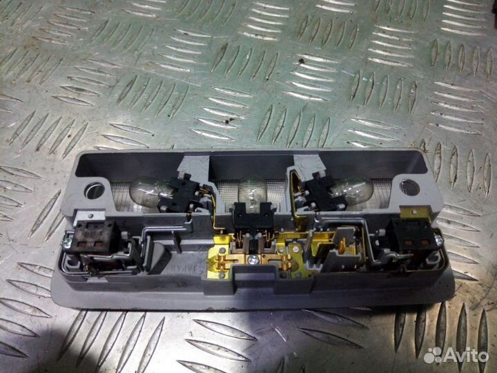 Плафон салонный Mitsubishi Lancer 9 седан 4G18 1.6