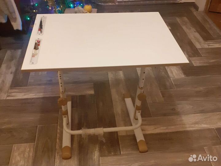 Стол парта для школьника