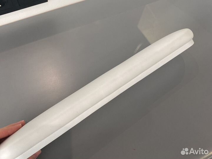 Валик для маникюра