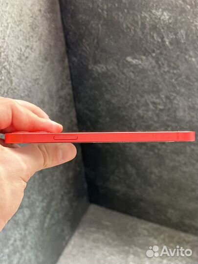 iPhone 12 128GB RED