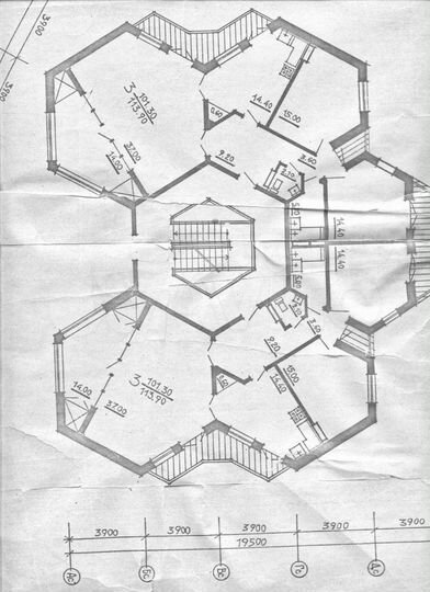 Дом 1600 м² на участке 20 сот.