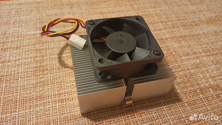 Intel Pentium III Celeron 1,2 GHz SL5XS / +