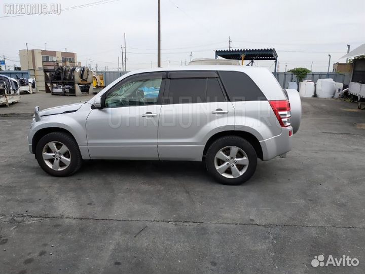 Бардачок Suzuki Escudo TDA4W