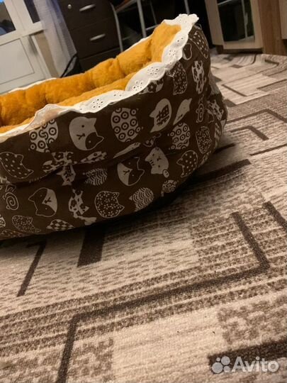 Лежанка для собак и кошек