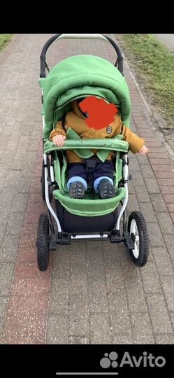 Прогулочная коляска