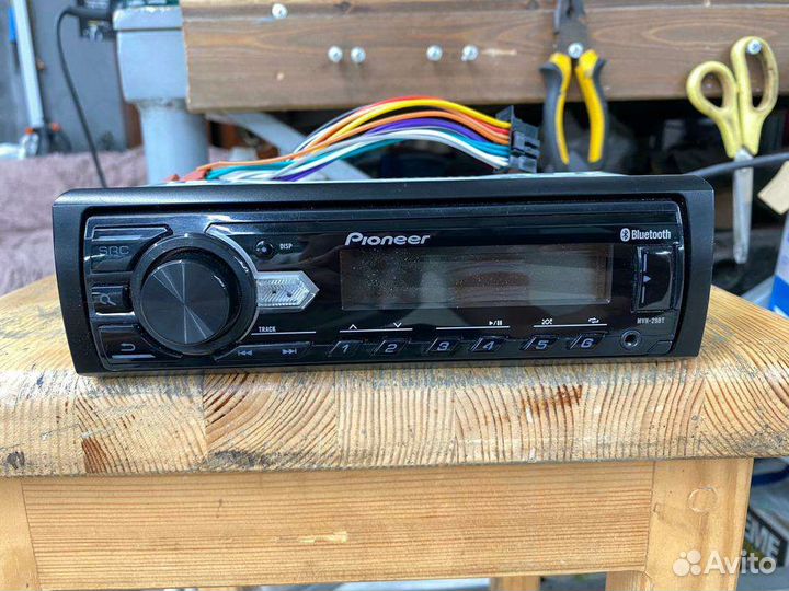 Магнитола Pioneer MVH-29BT