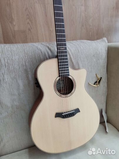 Электроакустическая гитара baton rouge