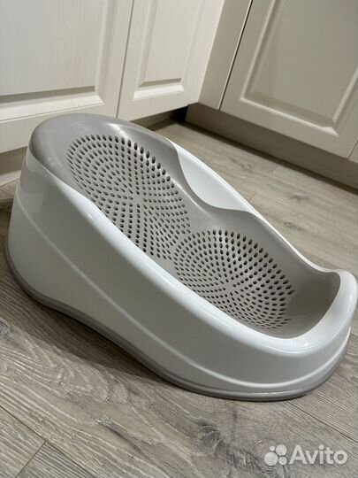 Горка для купания Geburt белый,серый, 1 шт