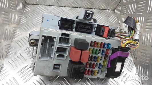 Блок предохранителей fiat doblo 1 (6BE17M101)