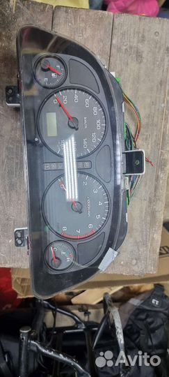 Щиток приборов subaru forester sf5