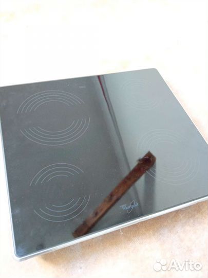 Электрическая варочная панель Whirlpool AKM 608 IX