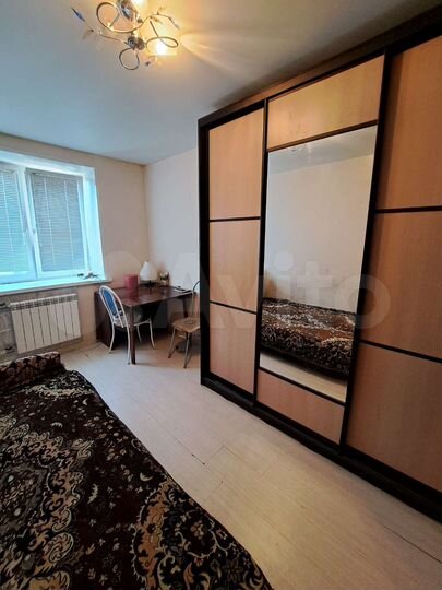 Комната 13 м² в 4-к., 5/5 эт.