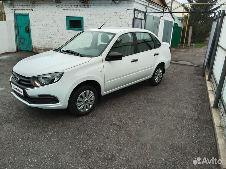 LADA Granta 1.6 МТ, 2024, 3 км