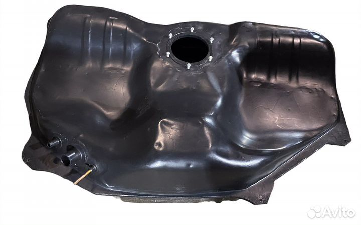 Топливный бак Nissan Maxima A33