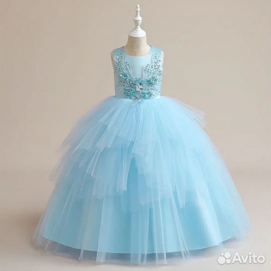 Новое нарядное голубое платье для девочки 140, 152