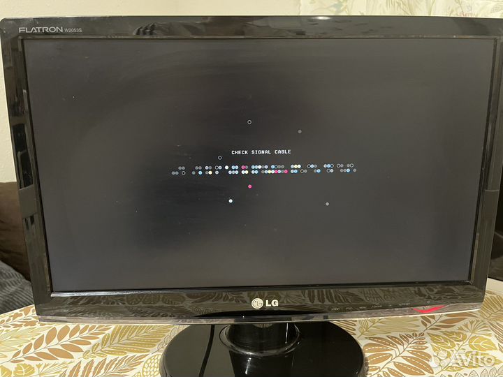 Монитор LG W2053S