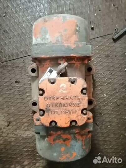 Вибратор эвв-25.0-1500 У2