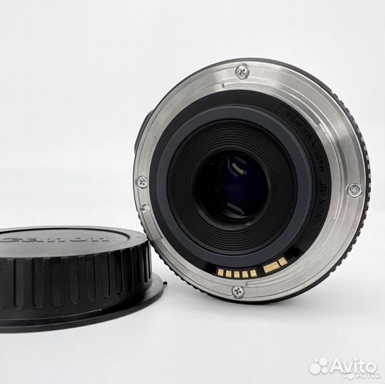 Canon EF-S 24mm f/2.8 как новый