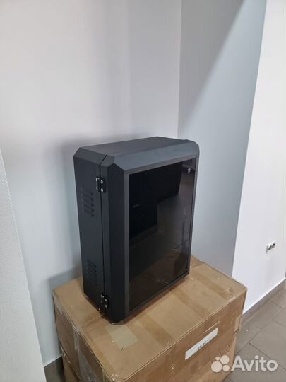 Защитный шкаф зарядной станции электромобиля