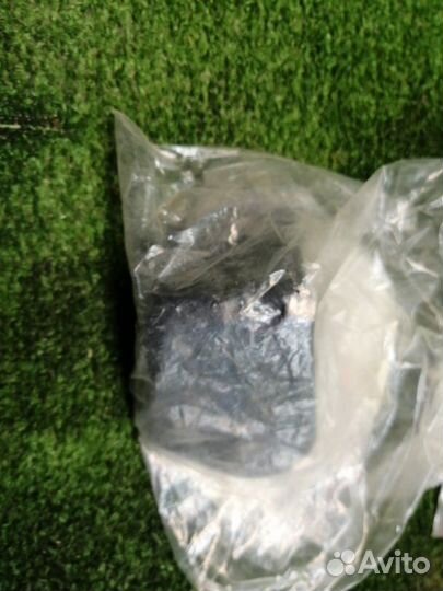 Кронштейн Volkswagen Transporter T5 T5 2003-2010