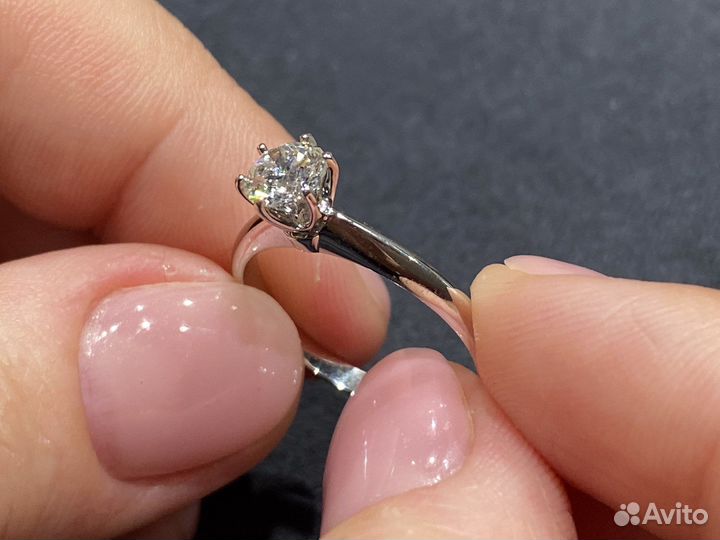 Кольцо с бриллиантом подбор бриллианта
