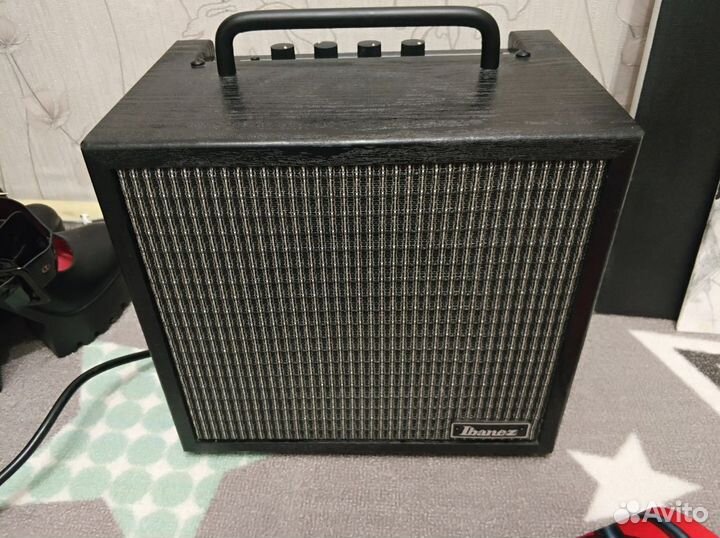 Электрогитара с комбиком