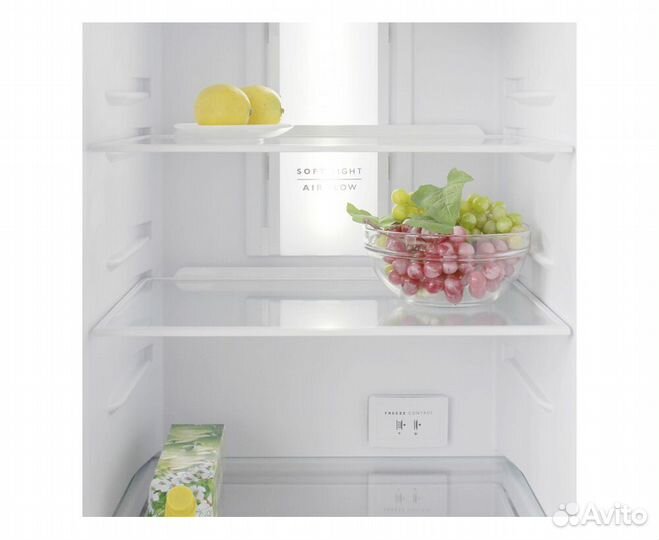 Холодильник Бирюса