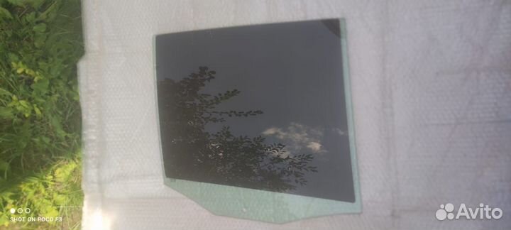 Стекло двери задней правой Volkswagen Tiguan