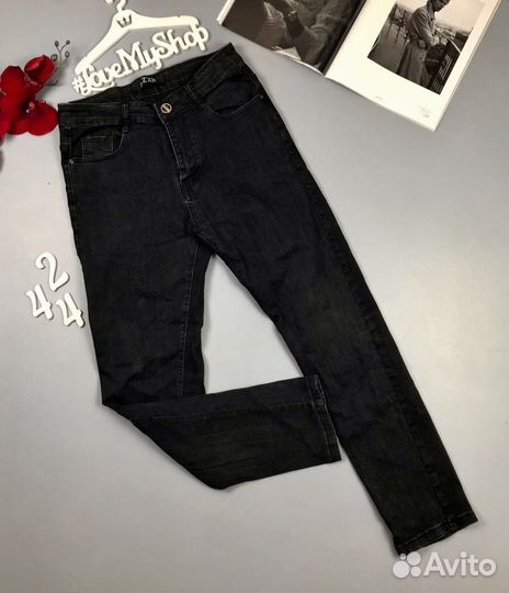 Кардиган и джинсы