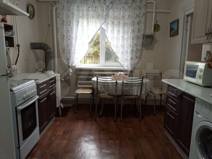 Дом 32 м² на участке 8 сот.