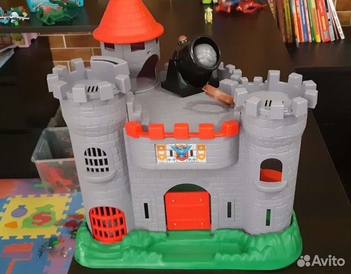 Рыцарский замок ELC/Дракон дышащий паром