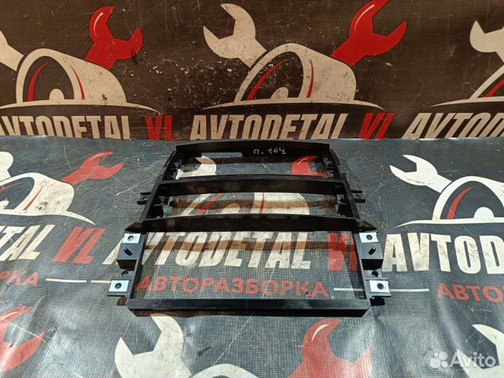 Накладка центральной консоли Kia Sorento BL D4CB