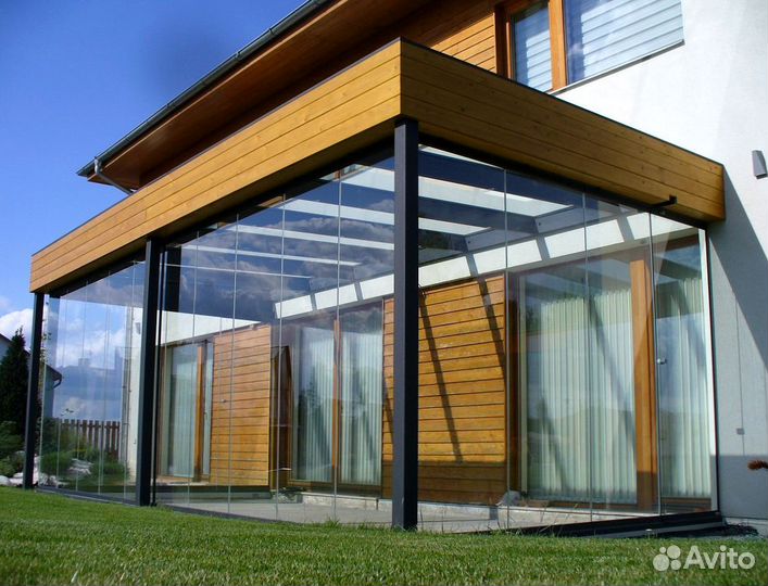 Безрамное остекление раздвижной системой