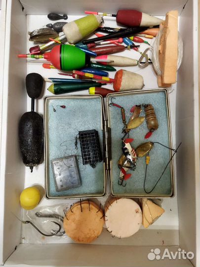 Рыболовные принадлежности