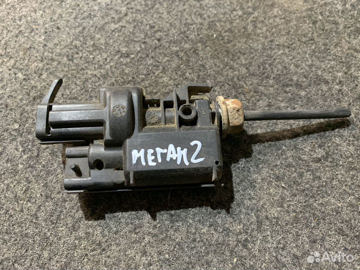 Активатор лючка б/у Renault Megane II Меган 2