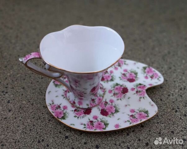 Чашка чайная с блюдцем фарфор